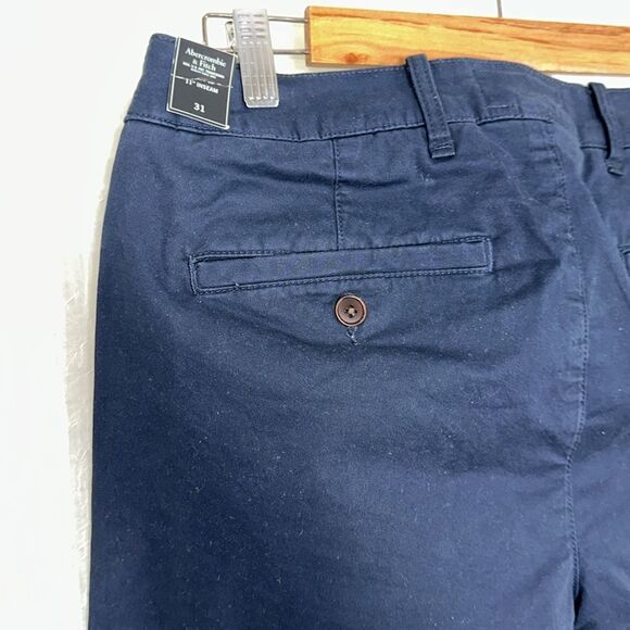 Abercrombie & Fitch 31 x 11” Inseam Navy Cotton Stretch Shorts - Picture 6 of 10